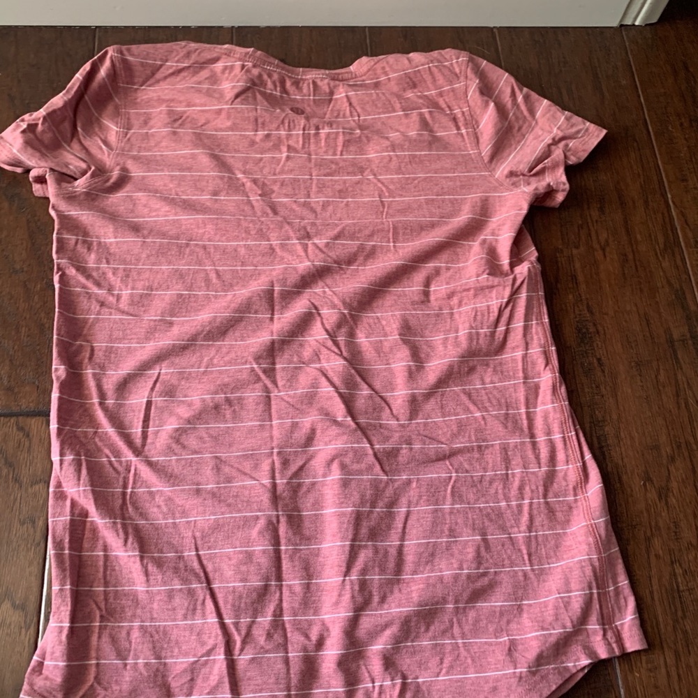 Lululemon top - Picture 4 of 4
